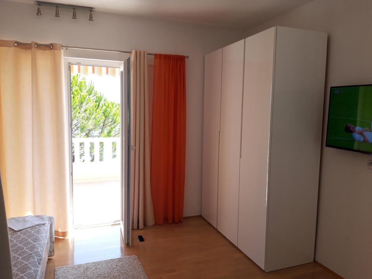 Apartmani Sruk ซูโกชัน ภายนอก รูปภาพ